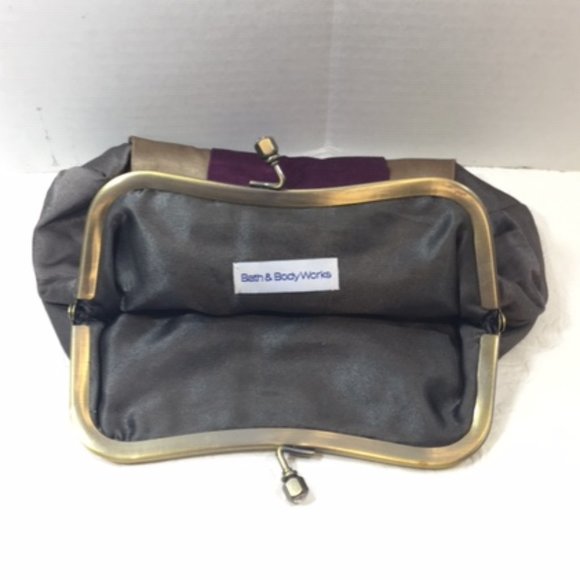 Silver Gold Purple Thumbtwist Rhinestone Cosmetic Makeup Evening Clutch Purse - Picture 3 of 7